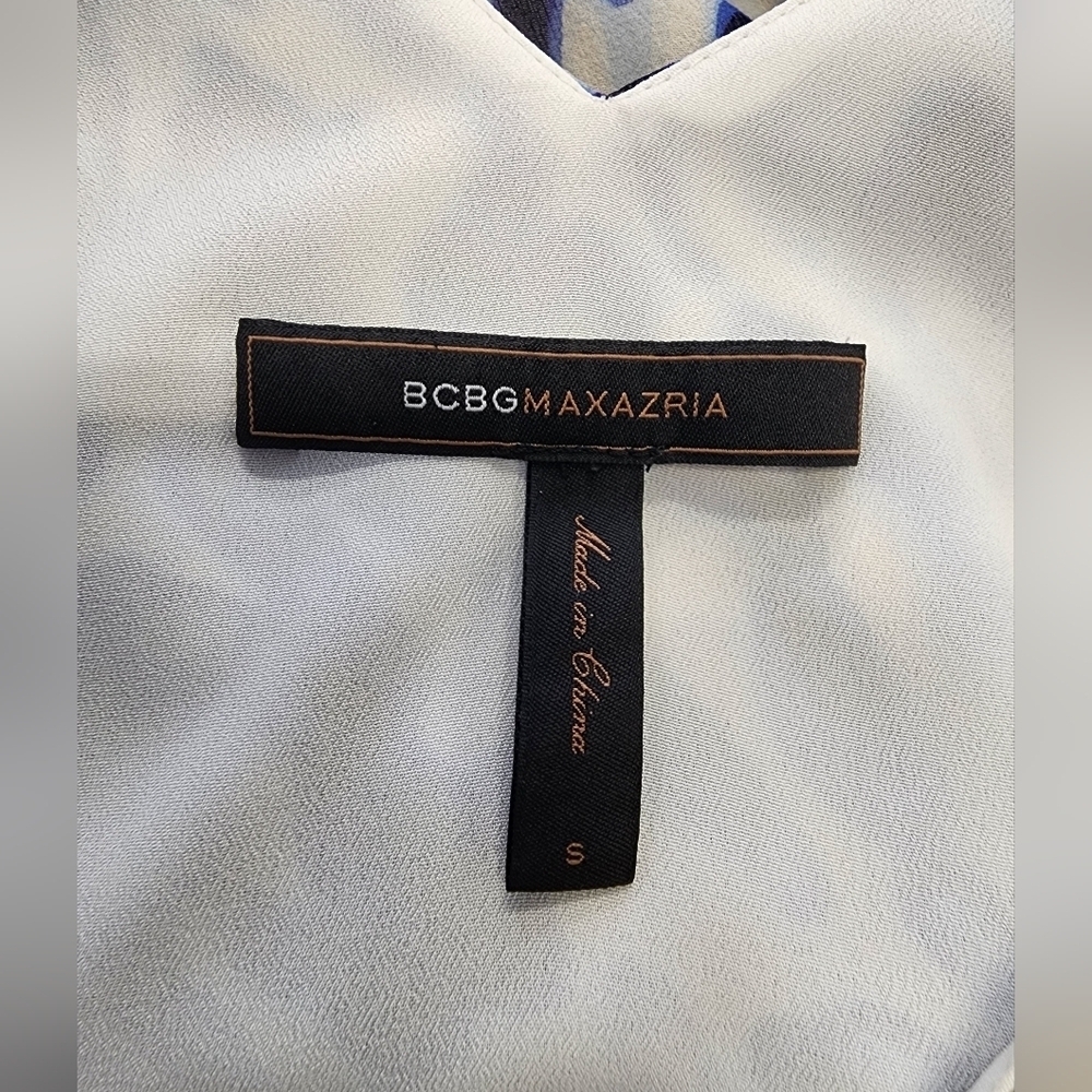 BCBGMaxAzria White and Blue Printed Mini Dress - Picture 14 of 16